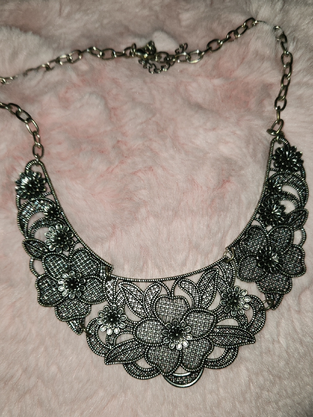 paparazzi Antique Silver Floral Filigree Bib Necklace